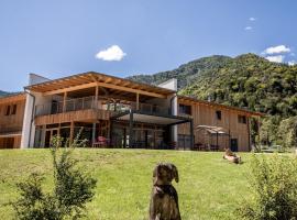 Bosc del Meneghì, farm stay in Ledro