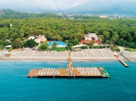 Ulusoy Kemer Holiday Club - Kids Concept, hotel in Kemer