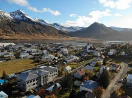 Hlíðarvegur 20 - Gagginn, hótel á Siglufirði