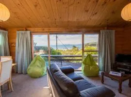 Beach House on the Ridge - Kaiteriteri House