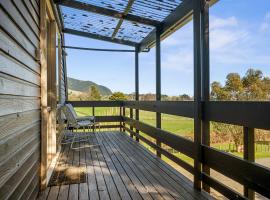 The Apartment - The Lodge Te Horo, apartment in Te Horo