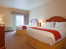 Holiday Inn Express & Suites Wausau by IHG