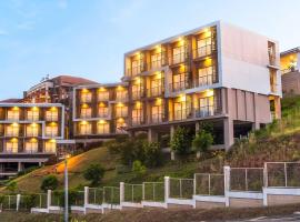 Timberland Highlands Resort, hotel in San Mateo