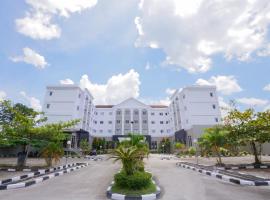 BRITS HOTEL PANGKALAN BUN: Pangkalan Bun şehrinde bir otel