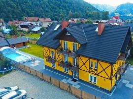 Willa Szczepaniakówka, hotel with pools in Szczawnica