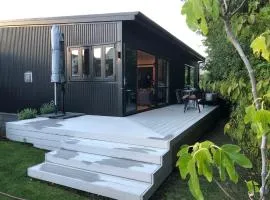 Te Toka - Self Contained in Kelvin Heights