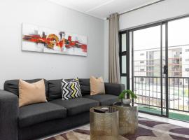 Alimama Spaces: The Robert's Greenlee Apartment, Hotel in Sandown
