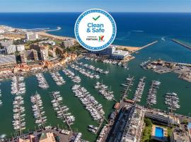 Marina Vilamoura Apartamento Triplex Luxurious, hotel pro pobyt s domácími mazlíčky v destinaci Vilamoura