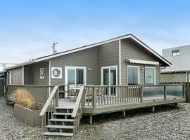 Sandy Point Sanctuary, beach hotel in Ferndale