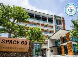 Space59 Hotel, hotel in Ratchaburi