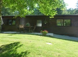 3 Gites - Relais Du Saussay in Pertheville Ners, hotel din Pertheville-Ners