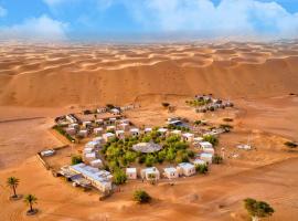 Sama al Wasil Desert Camp, hotel di Shāhiq