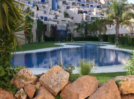 Homes of Spain, Atalaya de Mojacar, Apartamento 3 dormitorios con vistas al mar y WIFI, hotel en Mojácar