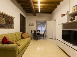 Garden Apartment - Smart Holiday
