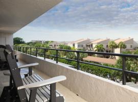 Perfect 3 Bedroom Apartment on The Anchorage, Siesta Key Apartment 1010, hotel in Siesta Key
