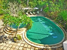 Anini Raka Resort & Spa