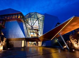 Sparkling Hill Resort and Spa - Adults-Only Resort, hotel en Vernon