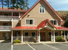 Keystone Boardwalk Inn and Suites