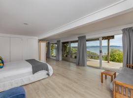 Tapuaetahi Beachfront Downstairs Unit, hotel a Kerikeri