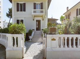 VILLA CORONA 8, Emma Villas, cottage a Cattolica