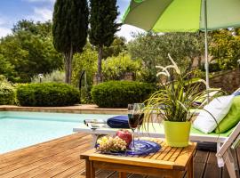 TENUTA DI MACERICCA 10, Emma Villas, hotel v destinaci Poggibonsi