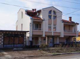 Dessi, apartment in Pleven