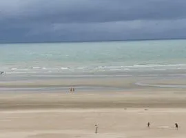 Zonnig en gezellig appartement met zijdelings zeezicht in Koksijde