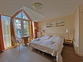Villa Prinsenhof # Vierentwintig, hotel en Bergen