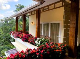 Flower Valley Plantation Homestay, hotel familiar en Munnar