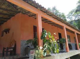 Casa Cachoeira Crepúsculo, kotedžas mieste Angra dos Reisas