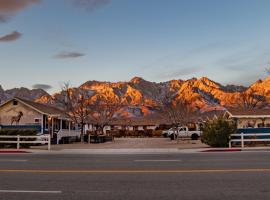 Mt Williamson Motel and Basecamp, Hotel in Independence