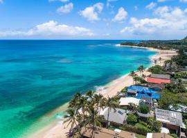 Hawaii Oceanfront Beach House Paradise on the Beach Family Activities, hotel in Haleiwa