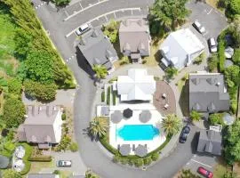 Tinkerbell Cottage 2-4 Bedroom- Russell Cottages Collection
