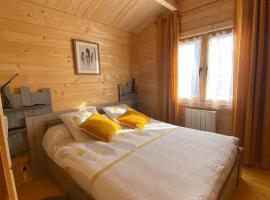 Les Chalets Du Marais, hotell med parkering i Saint-Pierre-Aigle