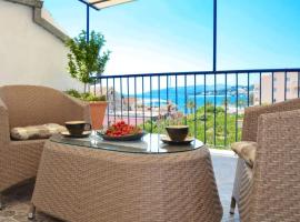 Villa Marini dvori, hotel a Trogir