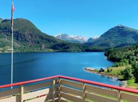 8 person holiday home in Austefjorden, Hotel in Austefjorden