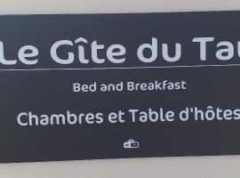 Le Gîte du Tau, cheap hotel in Touquin