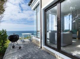 Seashore 2 bedroom luxury unit - Breakwaters Haven, logement avec cuisine à Knysna