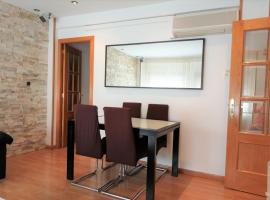 APARTAMENTO HUESCA: Huesca, Convention Centre of Huesca yakınında bir otel