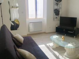 Proche de Walibi,Appartement 4 personnes tout confort au calme, cheap hotel in Corbelin