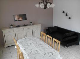 Maison LOUVRE LENS 2 Chambres, Hotel in Lens