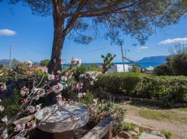 Villa Bados 6 - Klodge, cabin in Olbia