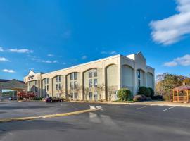 Comfort Inn Opelika - Auburn, hotell i Opelika