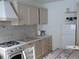 CASA MASCIA, hotel in Cencenighe