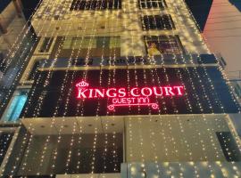 Kings Court Guest Inn, hotelli kohteessa Nellore