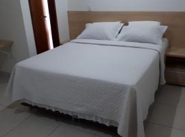 Hotel Friburgo, hotel with parking in Cidade Ocidental