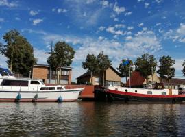 Vakantiehuis Bloemmolenkaai, hotel dicht bij: IJzertoren, Diksmuide