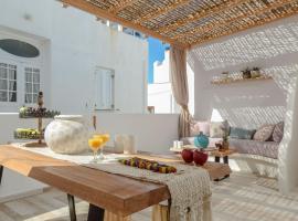 Aegean White Home, hotel near Port of Naxos, Naxos Chora
