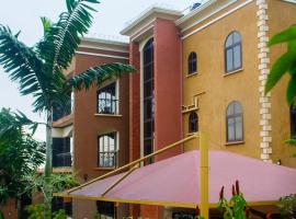Bona Safari Villa Bunamwaya, hotel near Sri Ganesh Plaza, Kampala