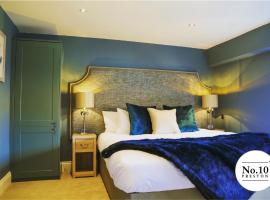 10+ Hotels near uclan preston